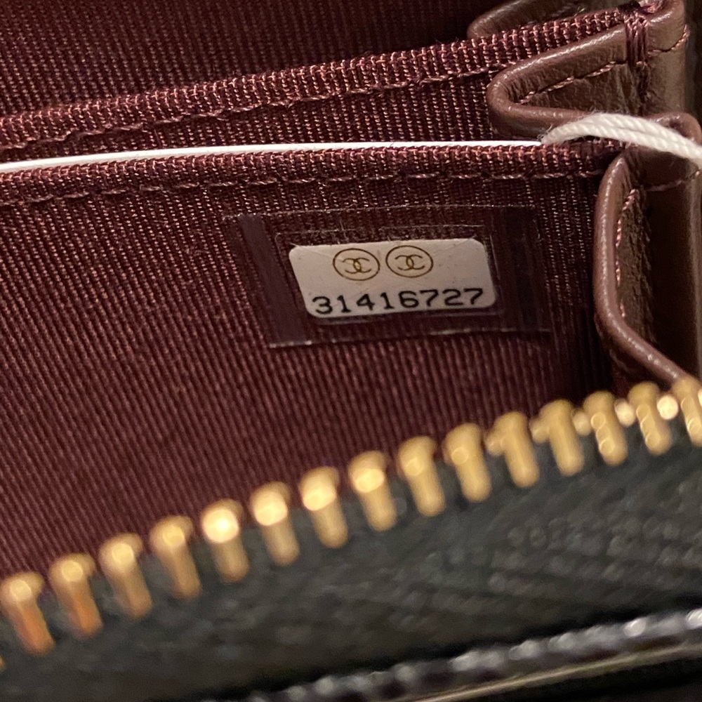 Chanel Classic Zipped Coin Purse - Picture 9 of 16